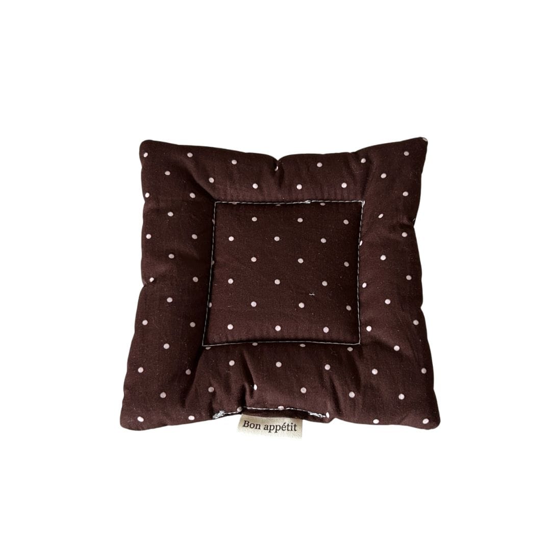 ที่รองแก้ว CALLINGBROWN ขนาด 15X15 ซม. สีน้ำตาล ลายจุด_0